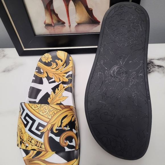 Authentic Versace Slides - Picture 4 of 5